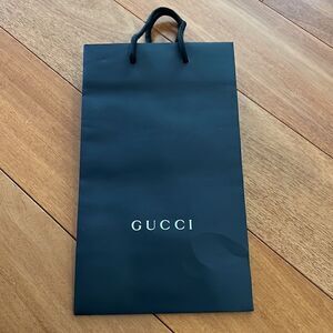 Gucci shopping bag 